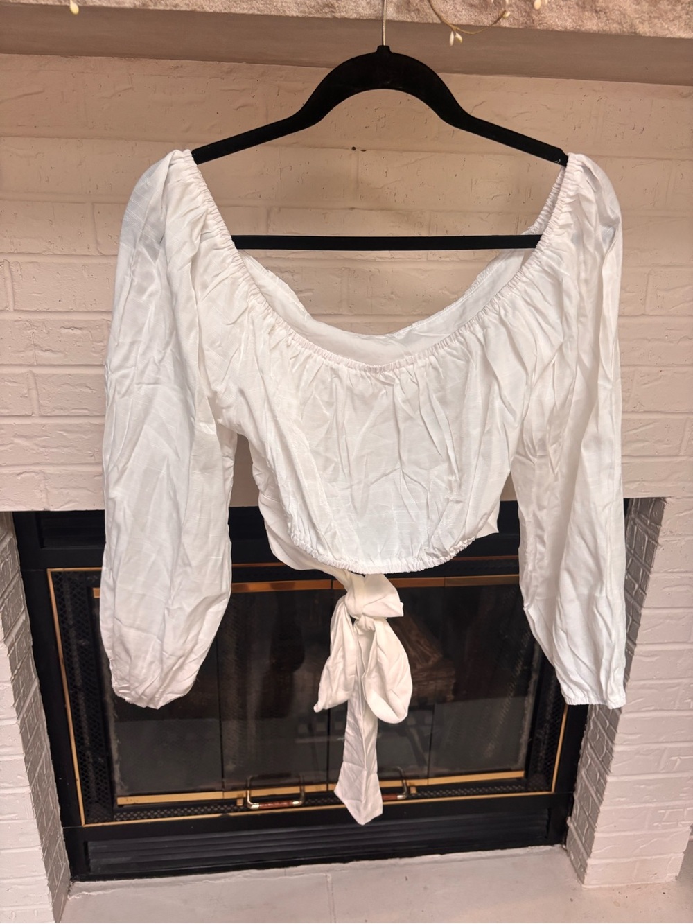 Women’s White Off-Shoulder Tie-Front Crop Top